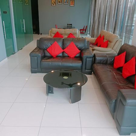 Bluebell Hotel Skudai Ngoại thất bức ảnh