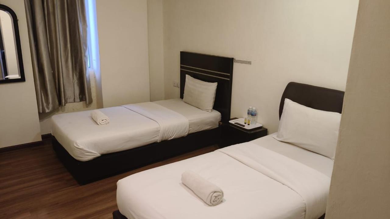 Bluebell Hotel Skudai Ngoại thất bức ảnh