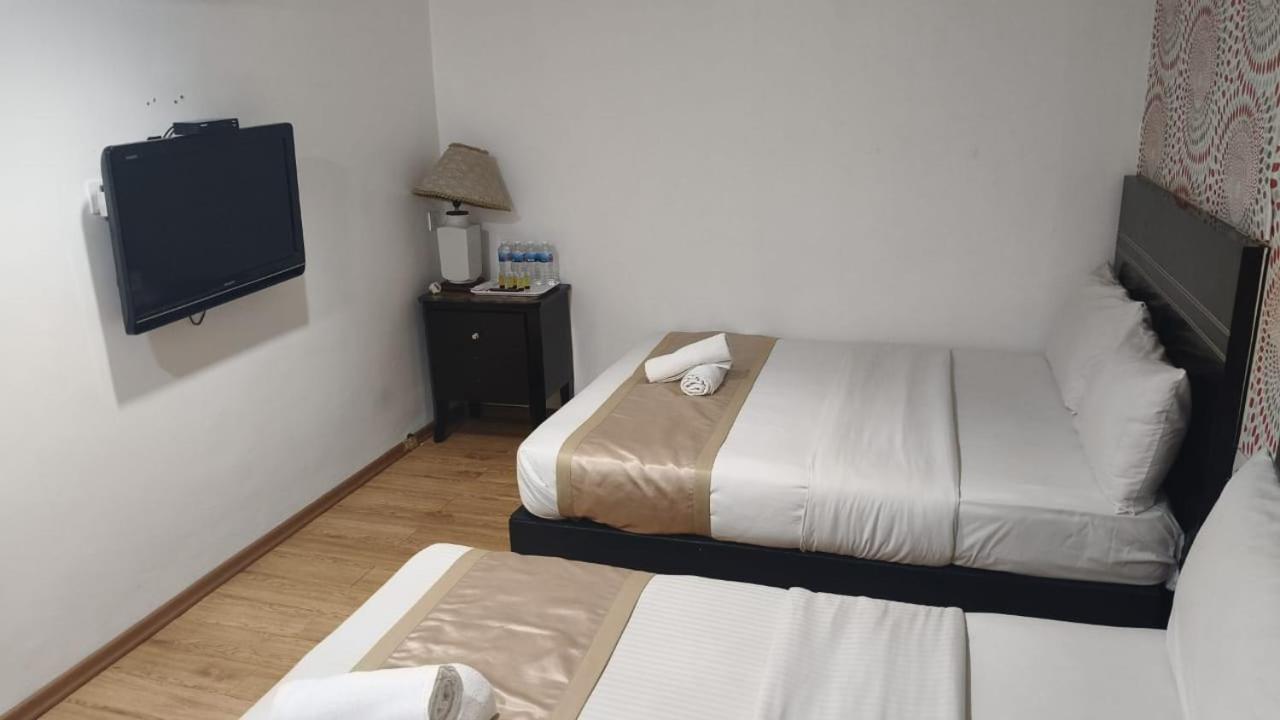 Bluebell Hotel Skudai Ngoại thất bức ảnh