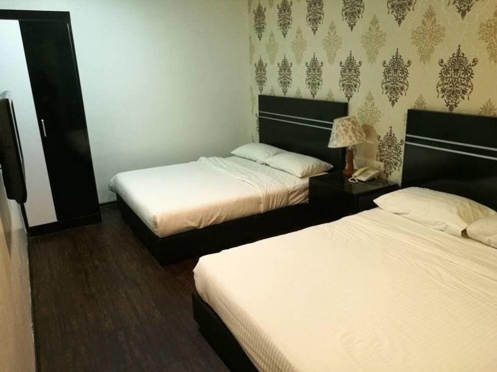 Bluebell Hotel Skudai Ngoại thất bức ảnh