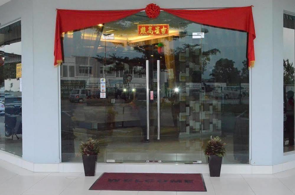 Bluebell Hotel Skudai Ngoại thất bức ảnh